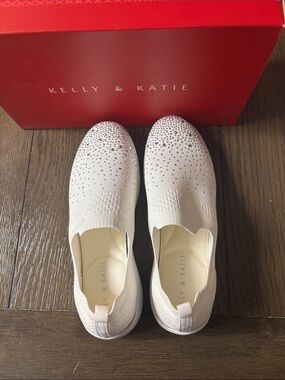 Kelly & Katie White Slip-On Knit Sneakers with Sparkling Studs